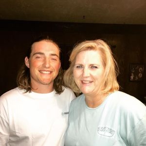 Meet your Posher, Eli